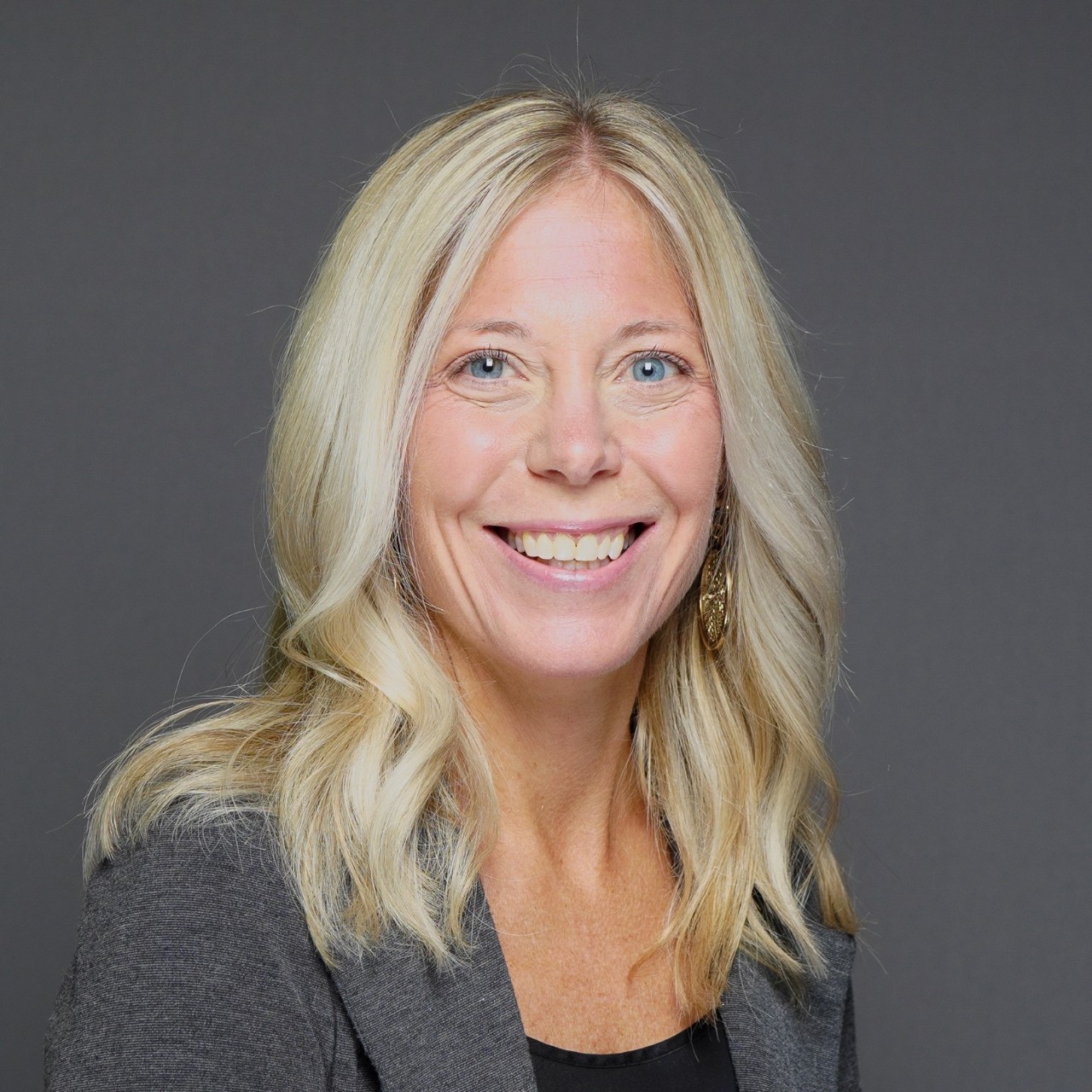 Dr. Christina R. Carnahan